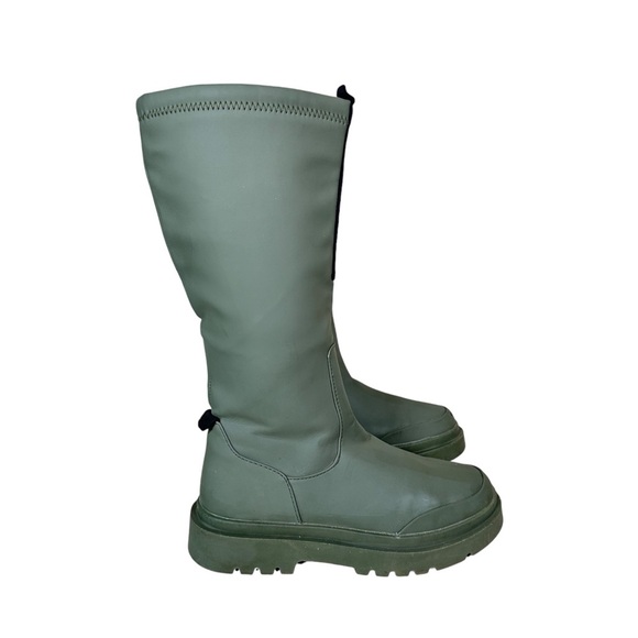 ZARA Chunky Lug Sole Knee High Rubberized Rain Boots - Picture 3 of 10